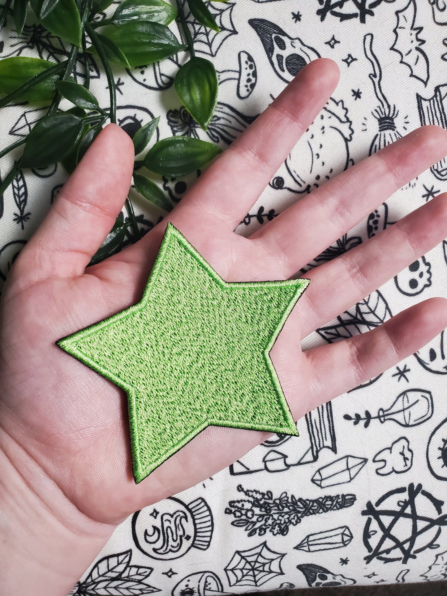 Green star galaxy alien iron on sew on patch