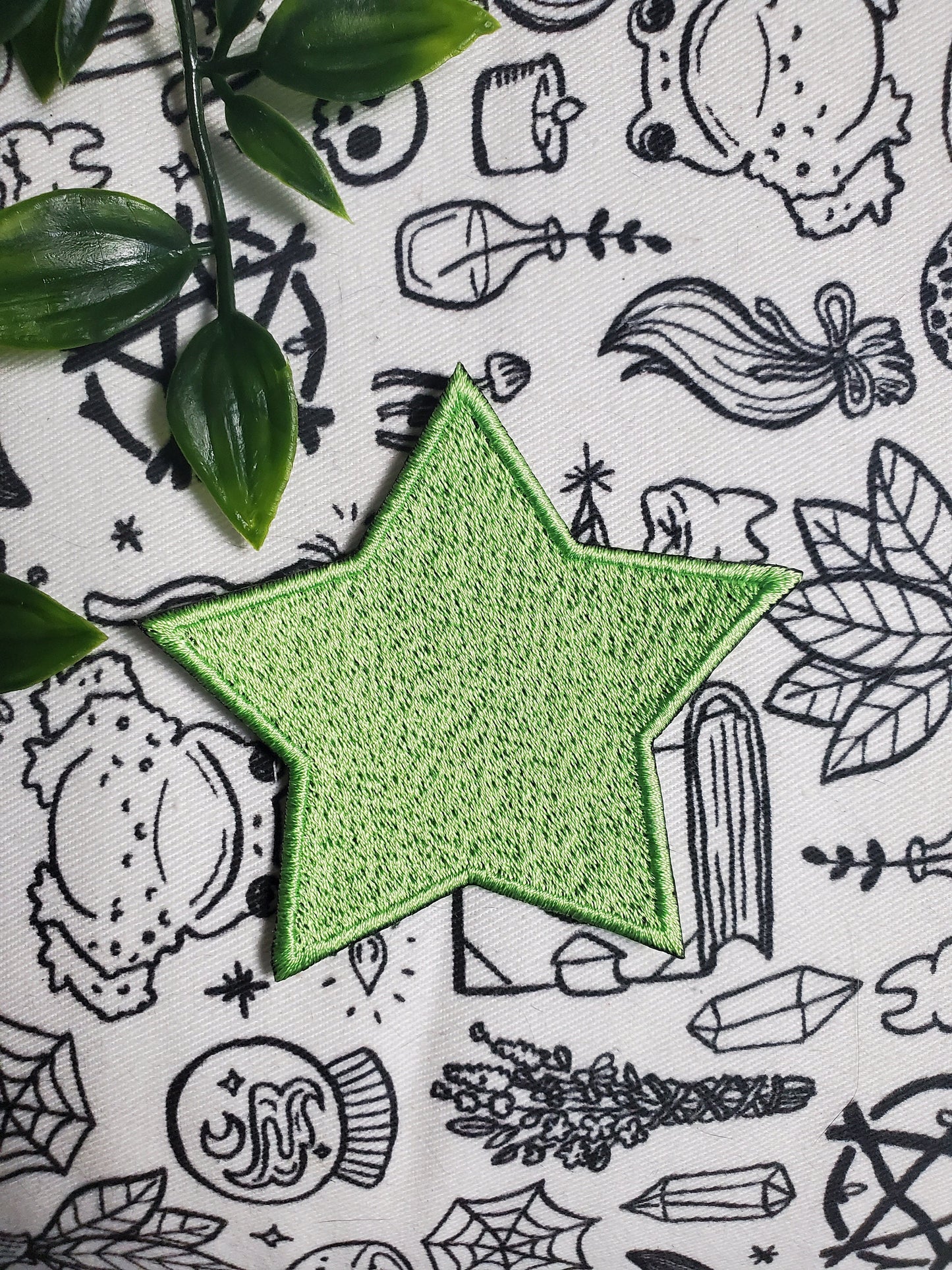 Green star galaxy alien iron on sew on patch