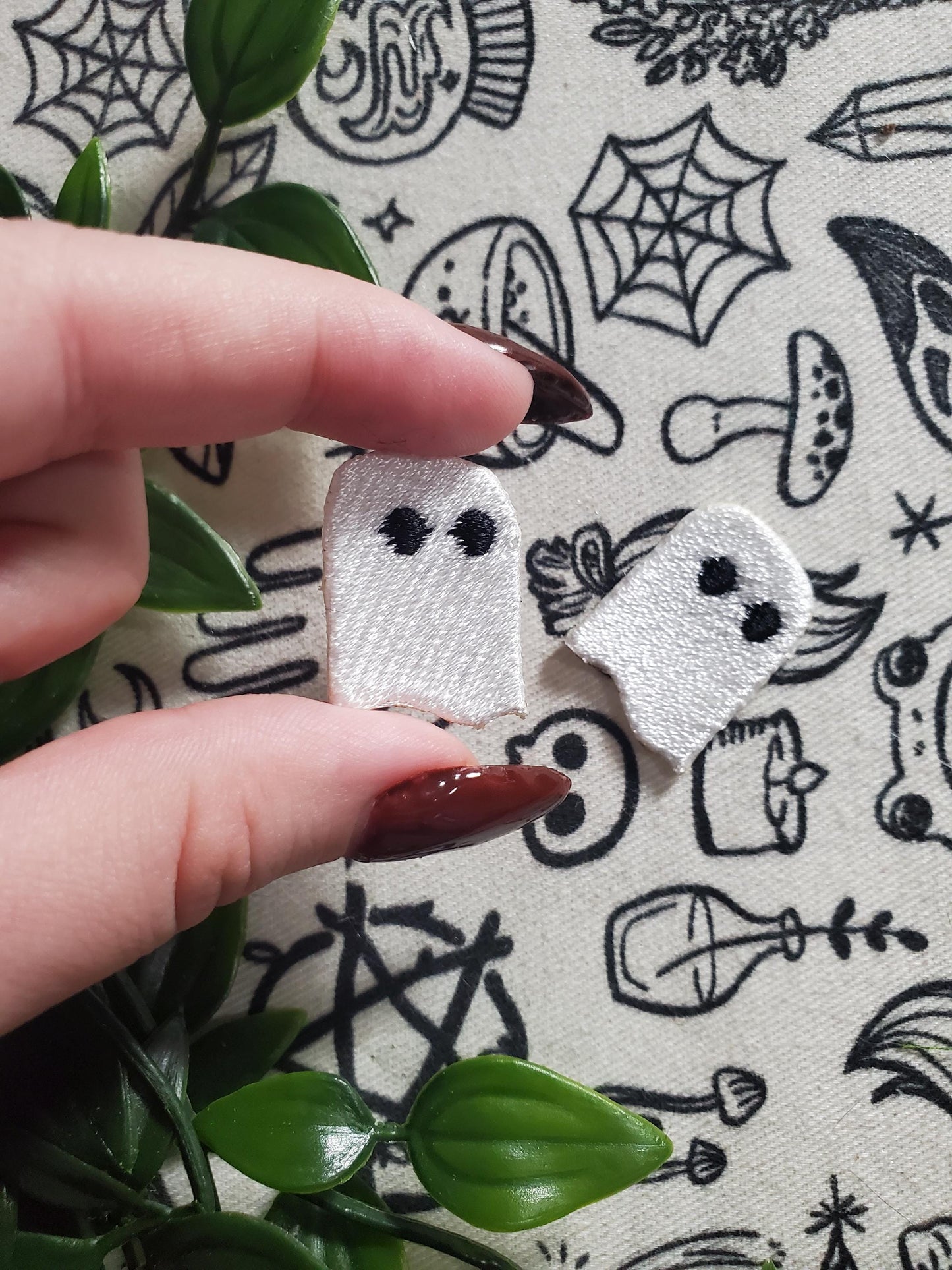 Mini ghost patch, iron on, sew on embroidered patch