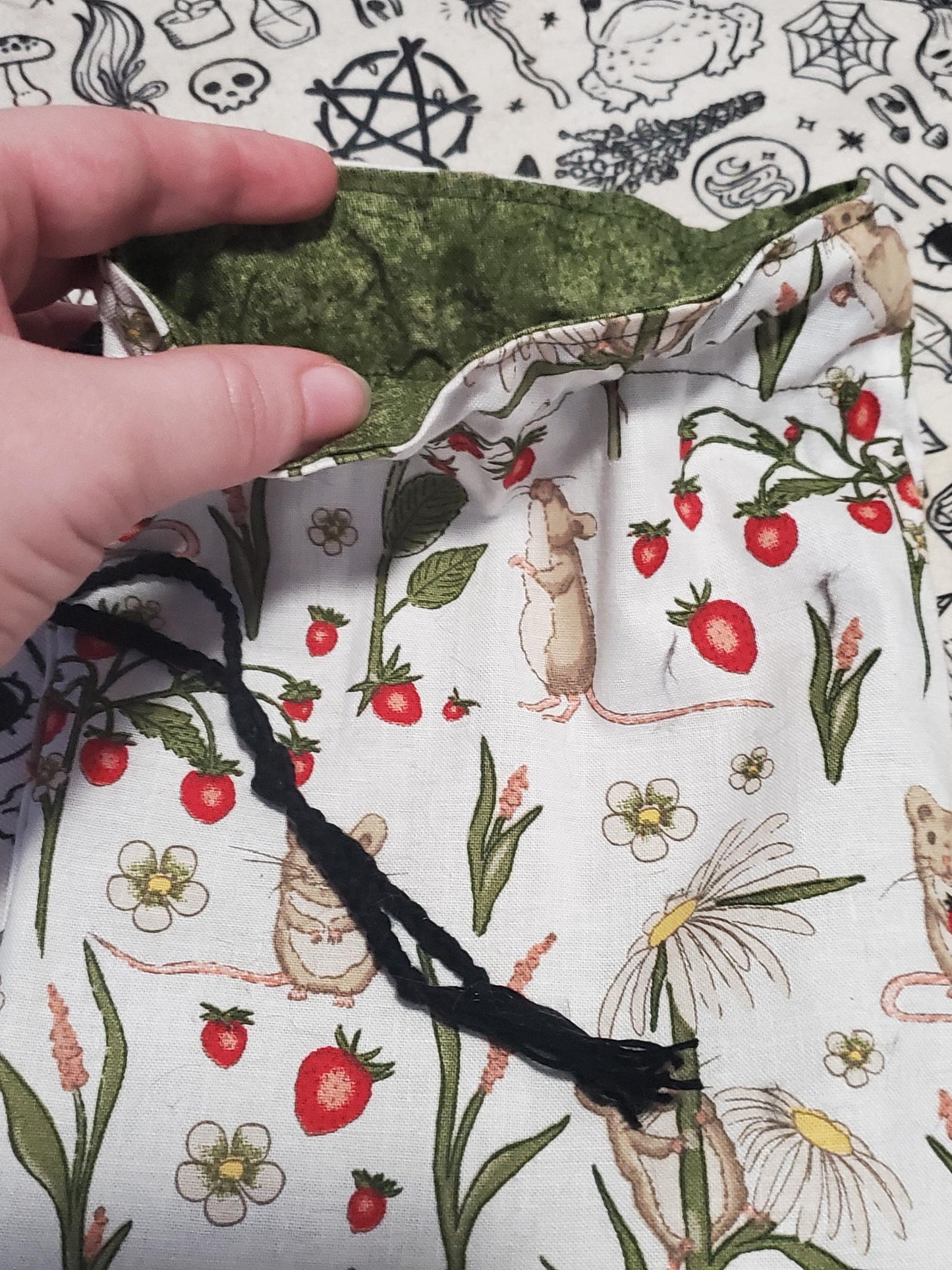 Strawberry mice pouch bag, drawstring bag